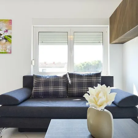 Martin Apartament Bibinje