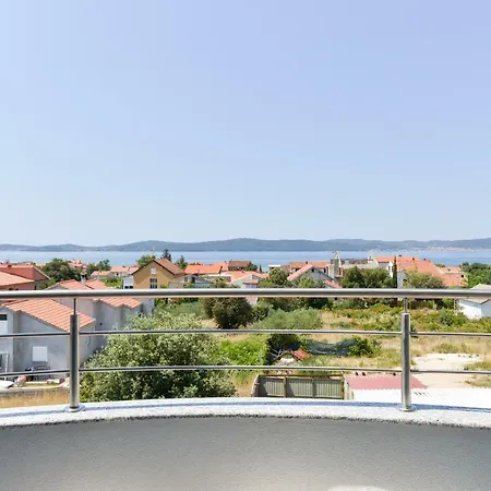 Martin Apartament Bibinje